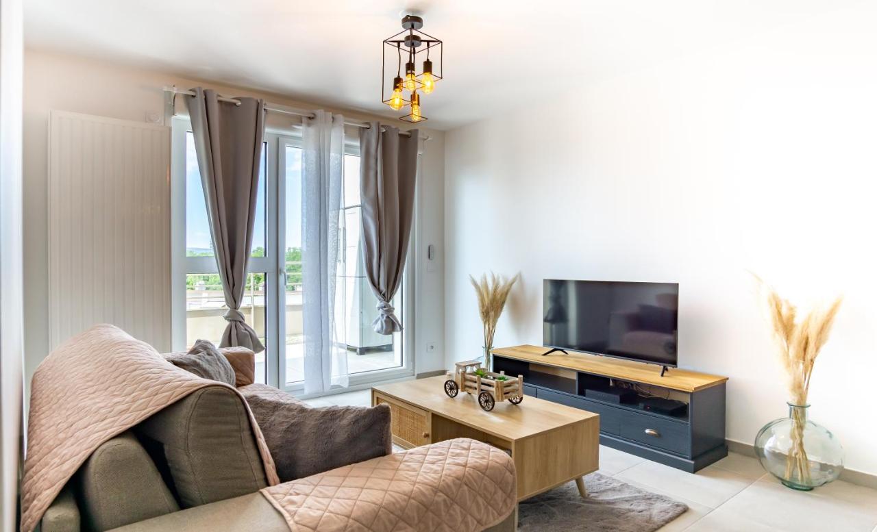 85 Geneve Confortable T2 Avec Parking Prive Άννεσι Εξωτερικό φωτογραφία